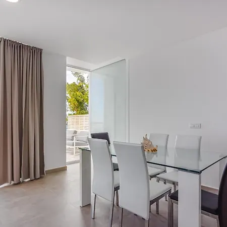 Fabuloso Bungalow Con Vista Panoramica Y Piscina Privada. Hébergement de vacances