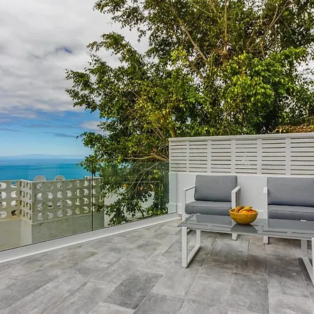 Fabuloso Bungalow Con Vista Panoramica Y Piscina Privada. *