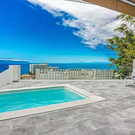 Fabuloso Bungalow Con Vista Panoramica Y Piscina Privada. Hébergement de vacances